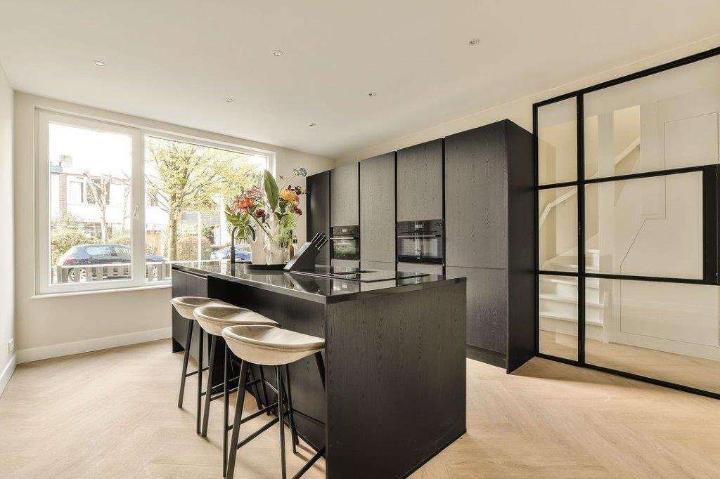 Virtuvėje suklotos Hebeta 77846 vinilinės lentelės